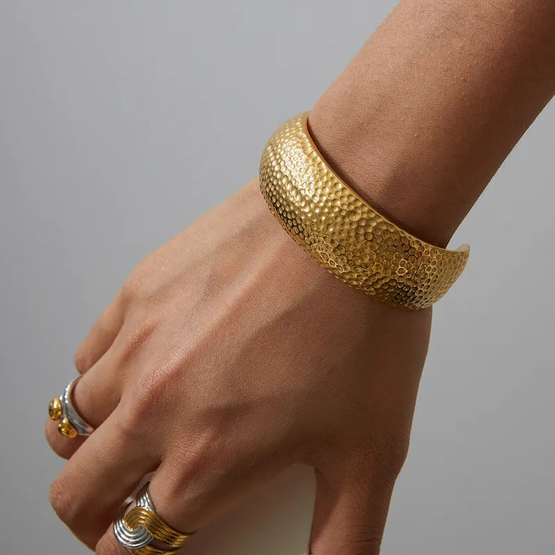 Aurea Cuff