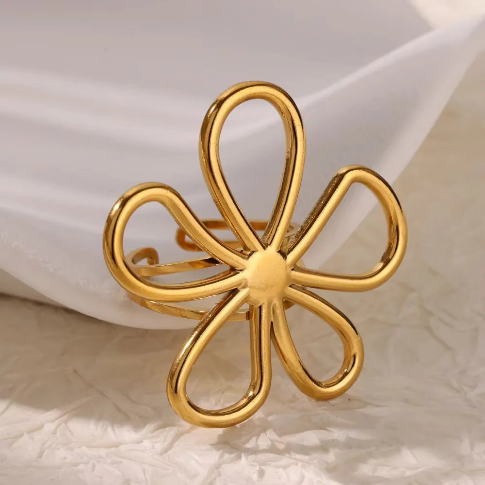Flora Veil Ring