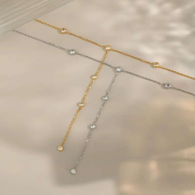 Symmetria Necklace